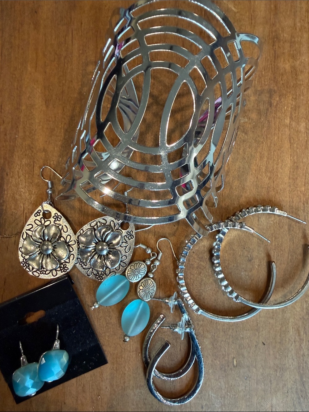 Silver Tone Jewelry Bundle (6pc)